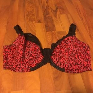 Cacique 44G Red & Black Bra